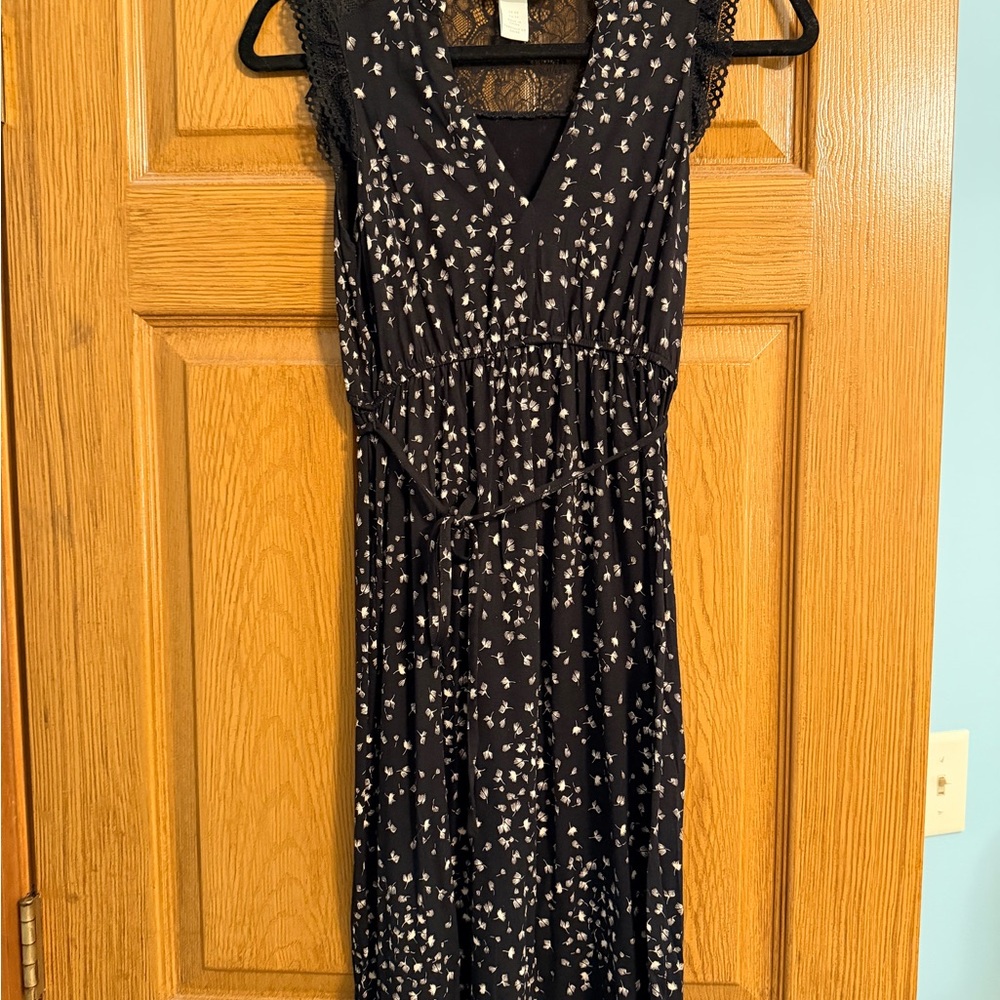 H&M Black and White Floral Midi Dress